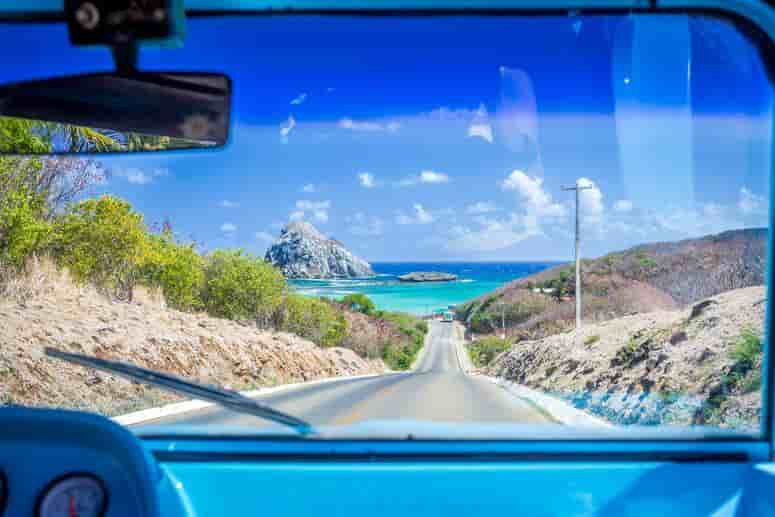 Alquiler de coches en verano para viajar por España